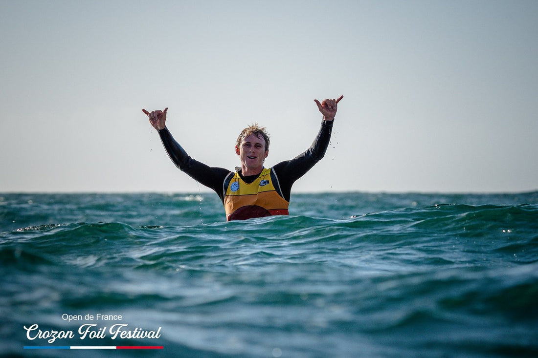 Kai Thompson wins the downwind SUP foil at the Crozon Foil Festival 2025