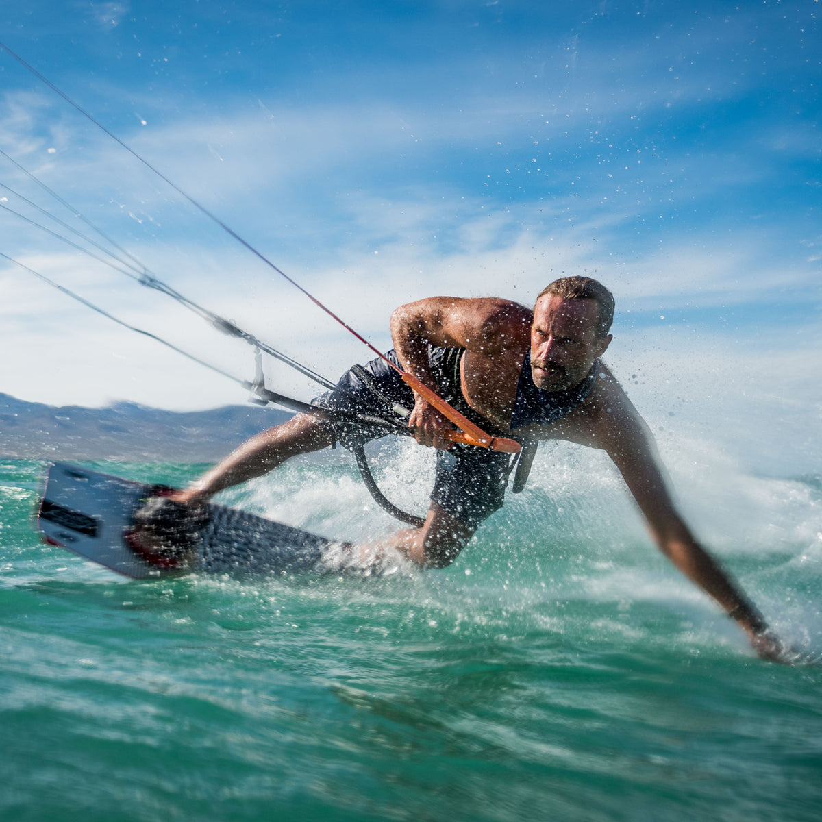 AXIS 2019 Vanguard Twintip Kiteboard, Kiteboard, - Live2Kite