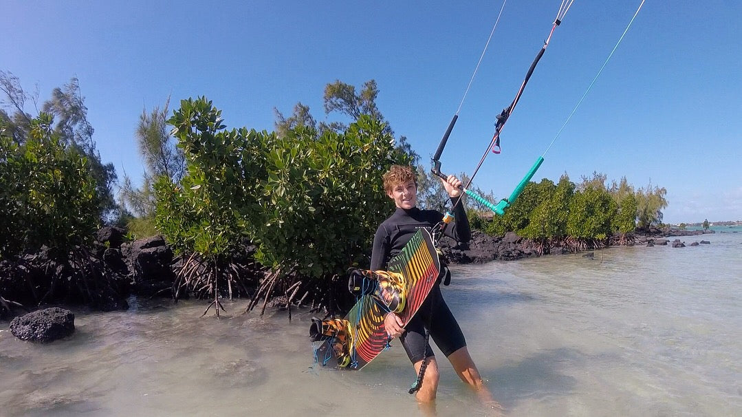 AXIS 2019 Billy Wakestyle Kiteboard, Kiteboard, - Live2Kite